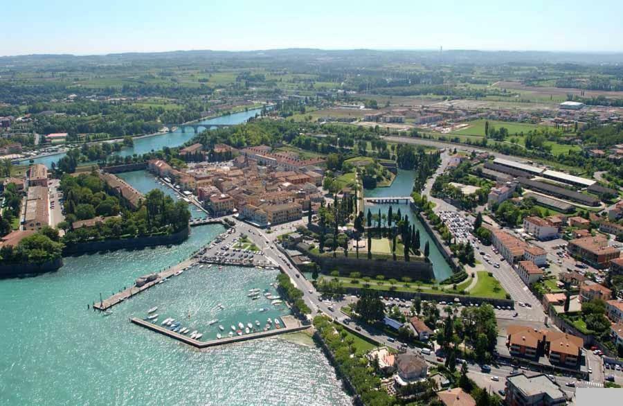 Appartamento La Madonnina Di Cathy Peschiera del Garda Extérieur photo